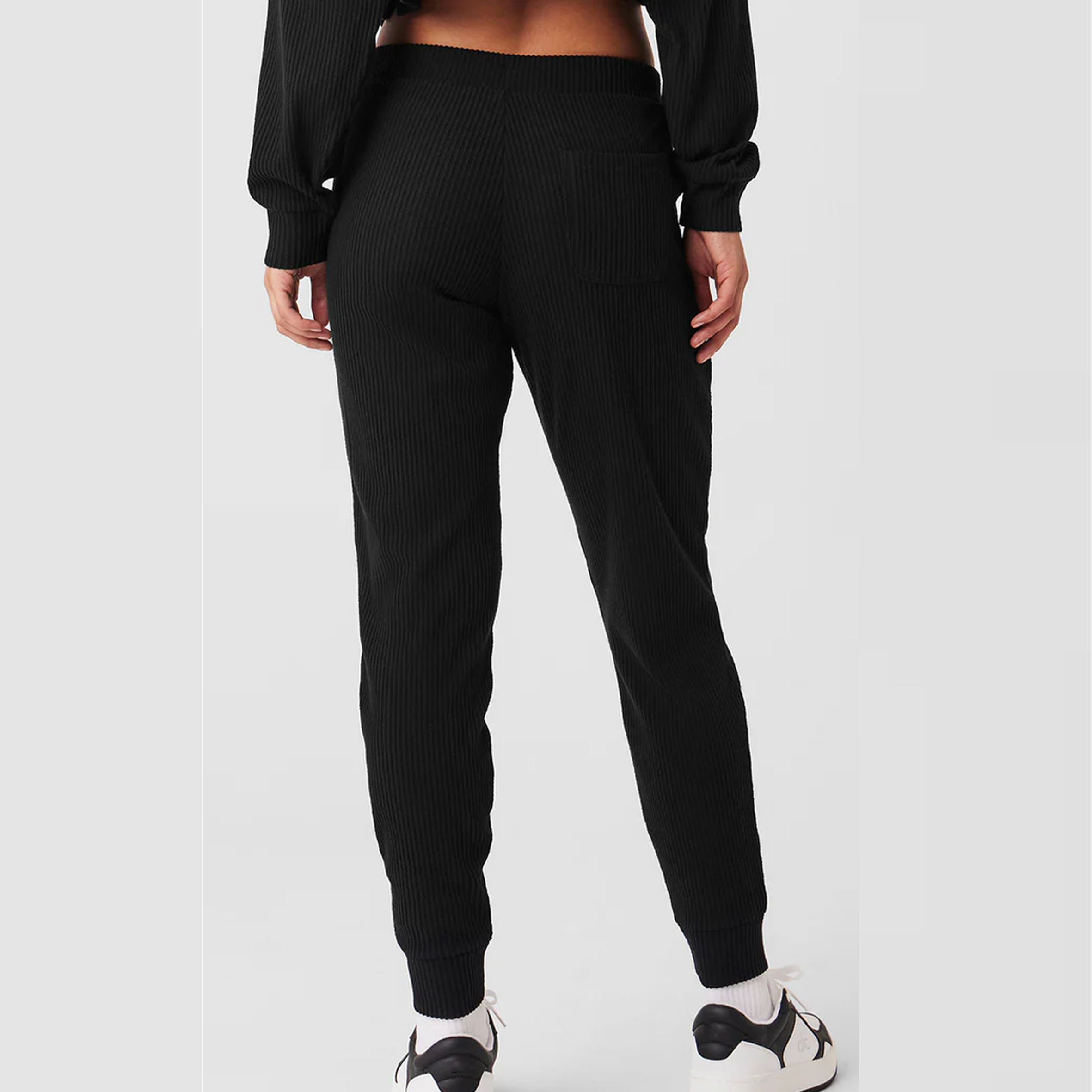 Women luxe sweat pants warm up