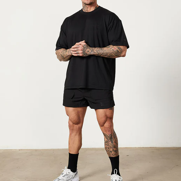 Men gym shirt straight hem black