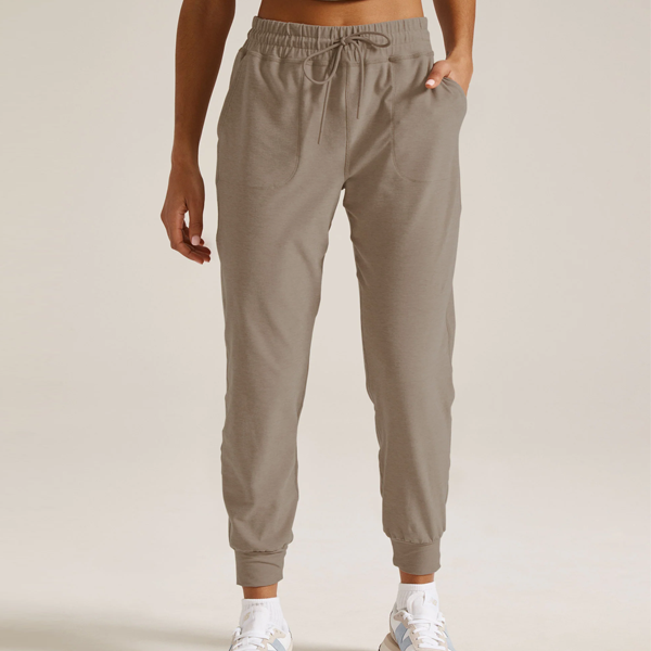 Vital women trainging joggers khaki