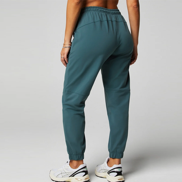 Lightweight vital women stretch nylon training joggers